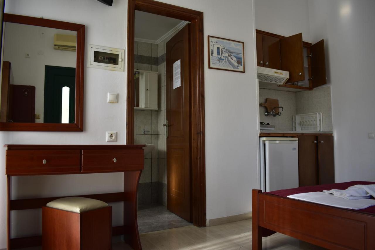 Michalis Place Apartments Vasilikí Eksteriør billede